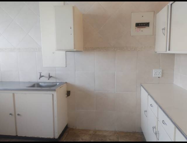 2 BEDROOM FLAT FOR SALE IN ARCON PARK